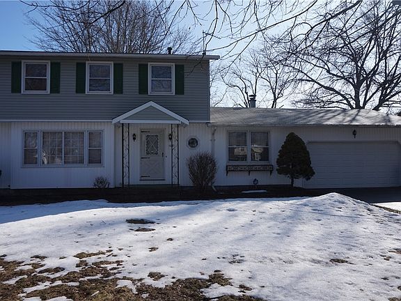 3rd image of 100 Rusty Ln