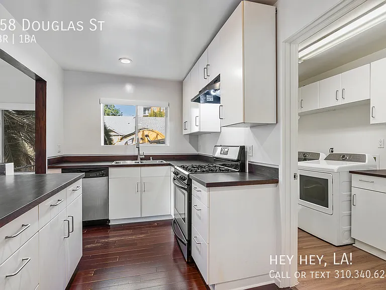 158 Douglas St — Photo 9