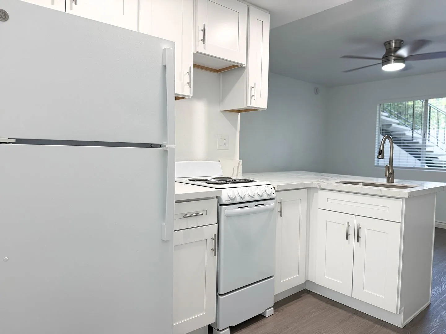 38th North Apartments — Photo 4
