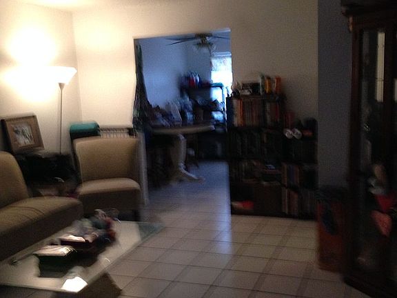 3rd image of 6319 S Roberts Ave