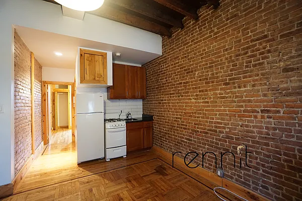 Rented by Rennit Inc. | media 17