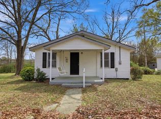 612 N 4th St, Smithfield, NC 27577