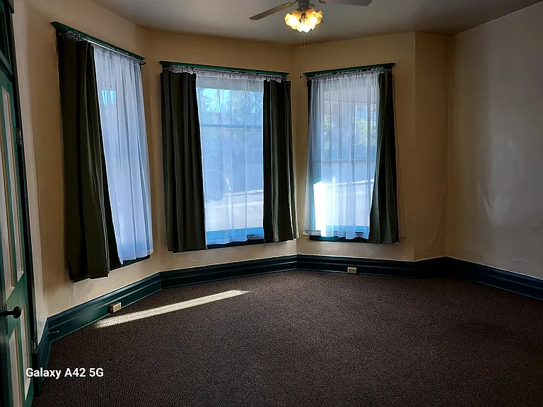 520 W Mercury St — Photo 18