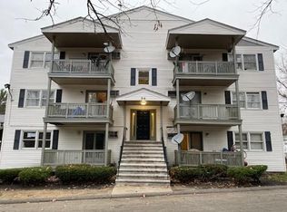 30 Abbey Rd APT 103, Leominster, MA 01453