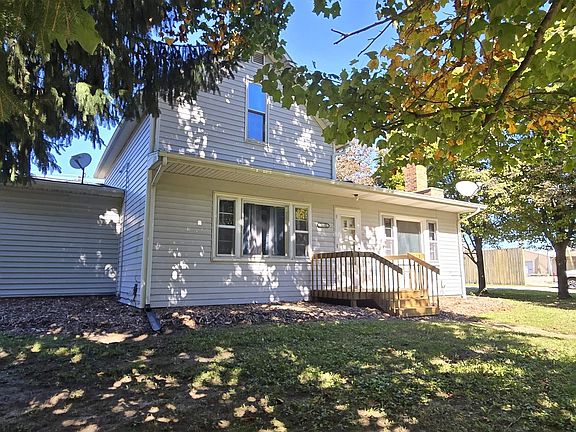 3rd image of 3862 E State Road 14