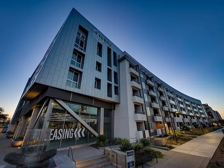 The Harlowe — Photo 25
