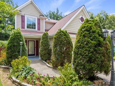 697 Coventry Township Ln, Marietta, GA, 30062