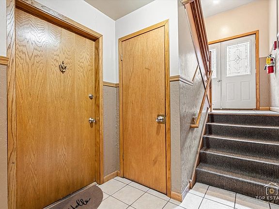 3rd image of 10123 Hartford Ct APT Gc
