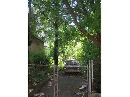 Sold by Block & Lot Real Estate | media 2