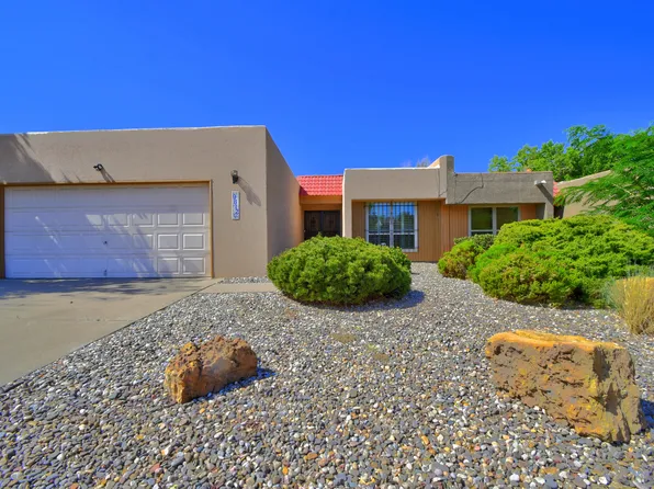 9812 Amigante Dr NE, Albuquerque, NM 87111