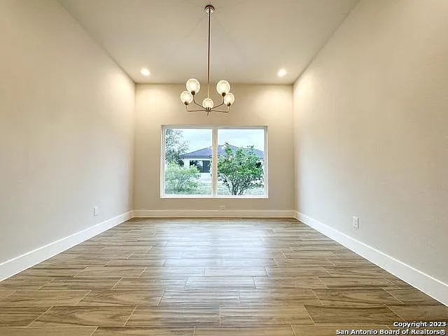 102 George Erath — Photo 7