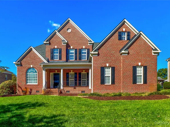 2519 Fallbrook Pl, Concord, NC 28027