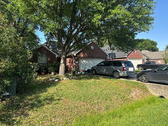 3rd image of 21538 Maddux Dr