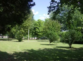 1614 Hinton St, Corinth, MS 38834