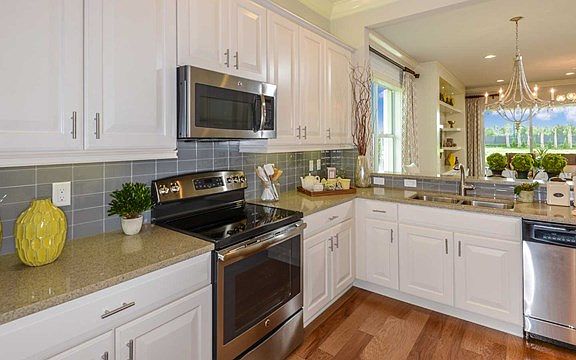 5th image of 30372 Palmer Oak Dr