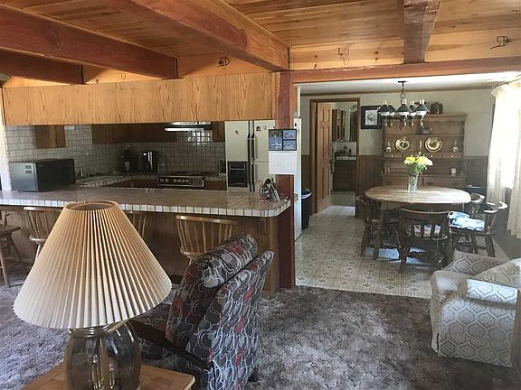 2nd image of 771 Countryman Dr