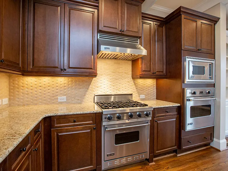 653 Lockton Pl — Photo 15