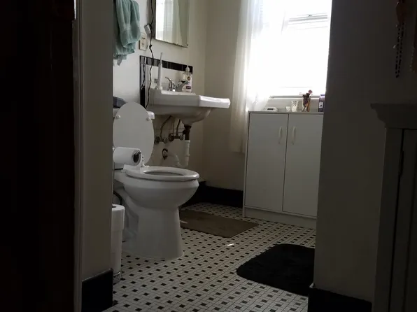 1515 Chandler St APT 3, Madison, WI 53711