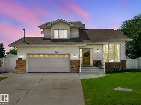 2824 37th St NW, Edmonton, AB T6L 6G4