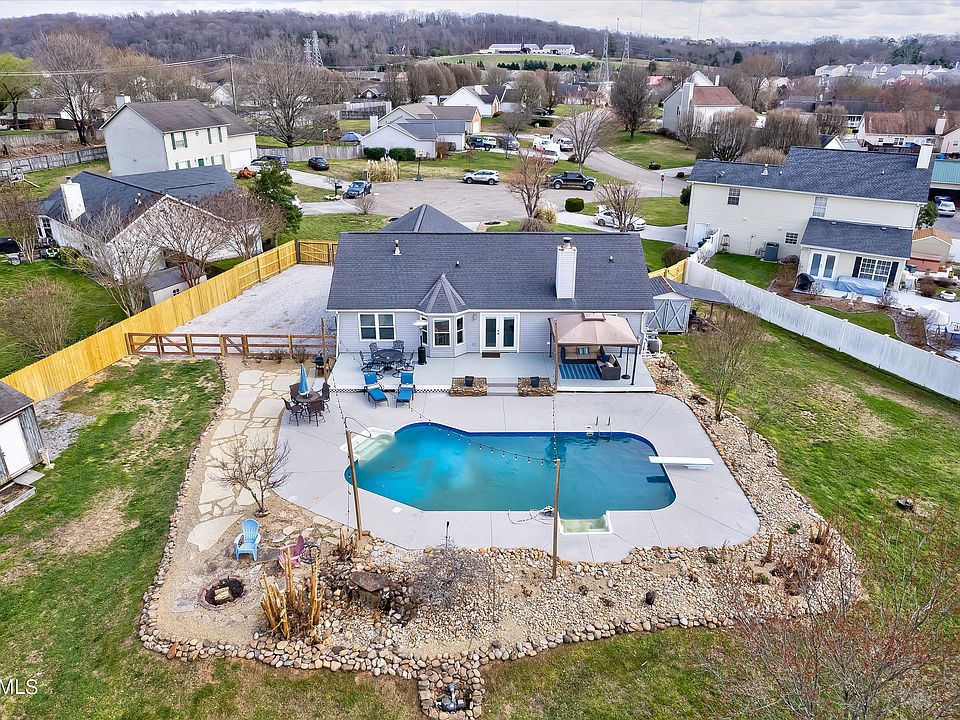 1st image of 6707 Penrod Ln