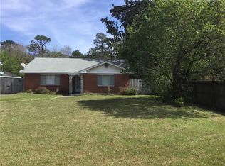 13985 S Wintzell Ave, Bayou La Batre, AL 36509