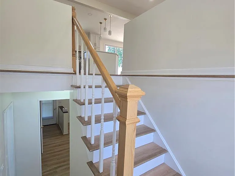 965 Hill Dr — Photo 16