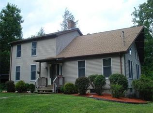 52 Hyde Hill Rd, Goshen, MA 01096
