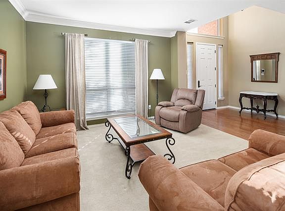 5th image of 1216 Newberry Dr