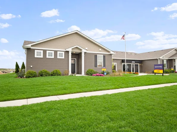 6438 Maple Glen Dr, Wonder Lake, IL 60097