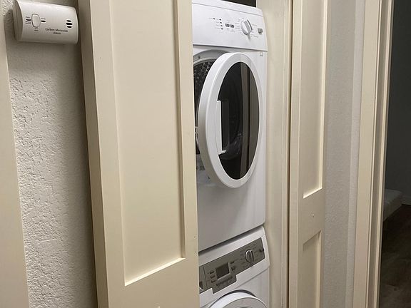 4th image of 1120 N K St APT 3