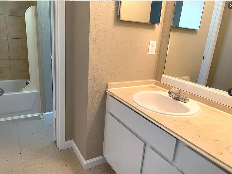 2200 Cypress Landing Dr #E1 — Photo 13