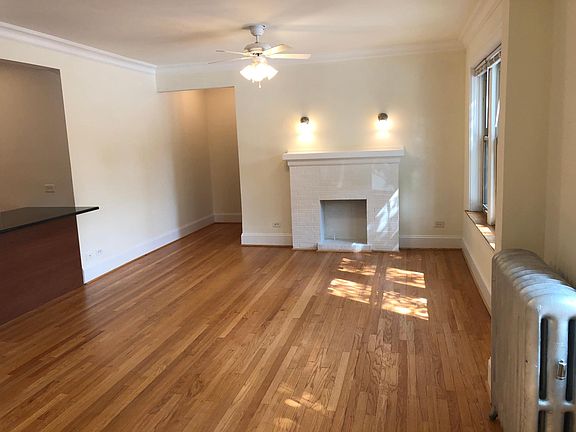 2nd image of 3052 N Ashland Ave #1