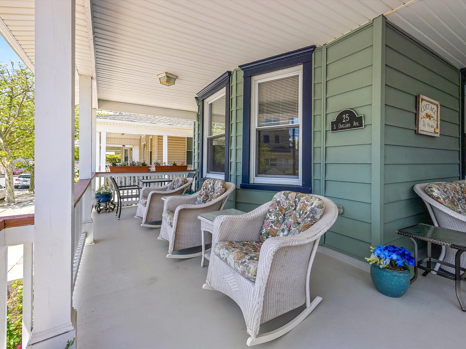 5 bed, 2527 sqft, $2,850 — Photo 3