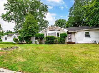 140 Long Hill Rd, Little Falls, NJ 07424