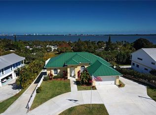 4273 NE Skyline Dr, Jensen Beach, FL 34957