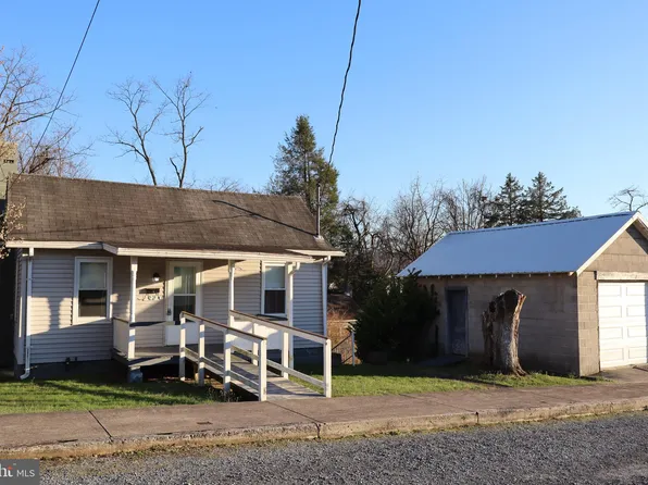 22 Rosemont Ave, Lewistown, PA 17044