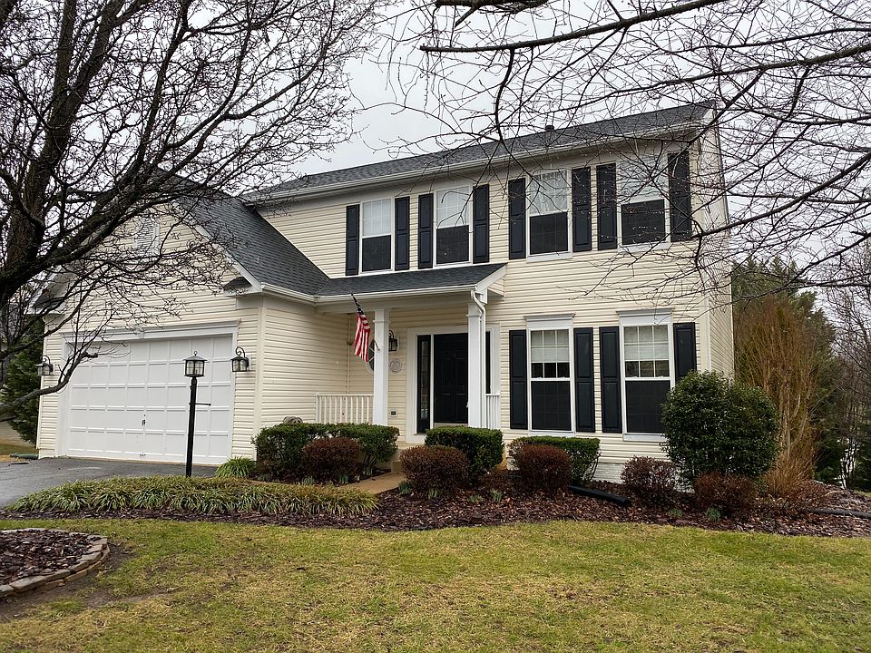 1st image of 3901 Lynnhaven Ln