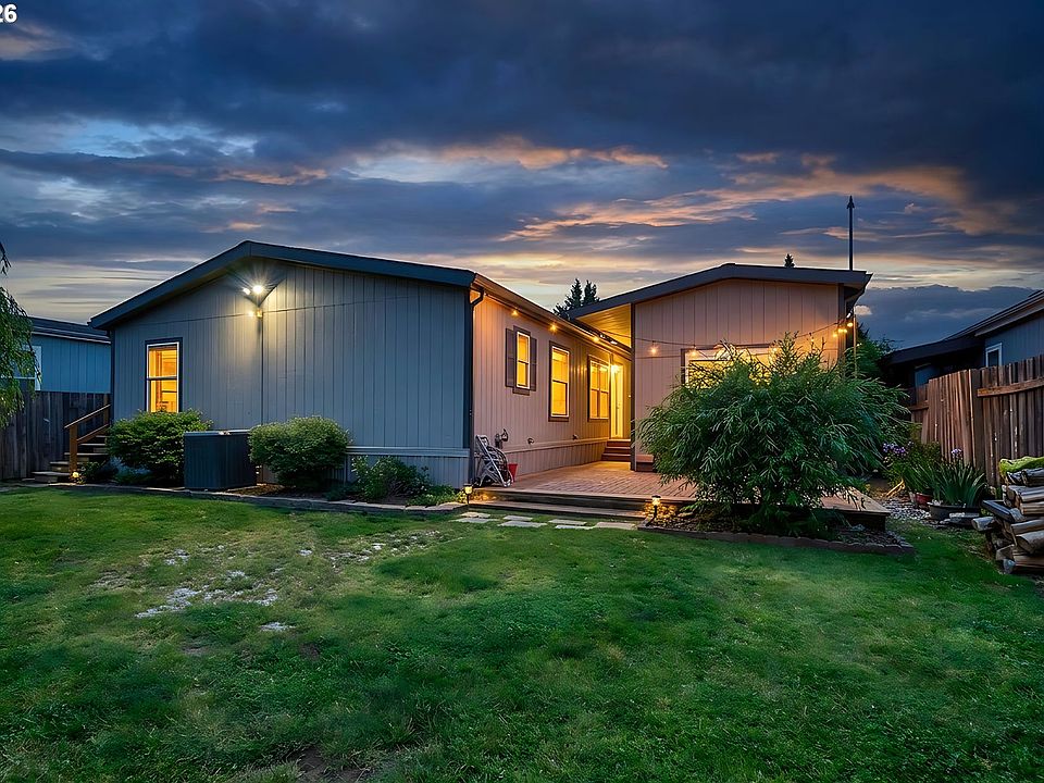 1st image of 2154 Oregon St #113