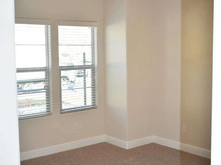 4618 Tolman Way — Photo 10