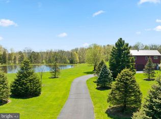 227 E Dark Hollow Rd, Pipersville, PA 18947