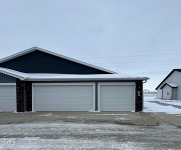201 Kenner Loop, Bismarck, ND, 58504