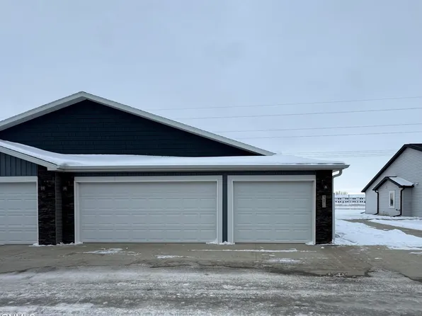 201 Kenner Loop, Bismarck, ND 58504