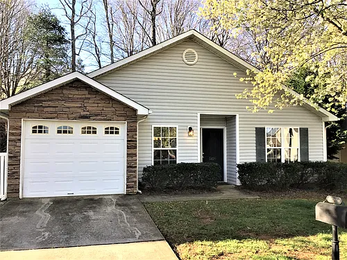 5470 Regent Village Dr Photo 1
