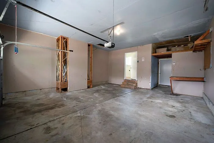 1662 S 400th St W — Photo 14