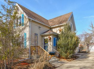 814 Howard St, Green Bay, WI 54303