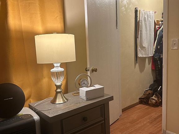 5th image of 108 B Brooks St