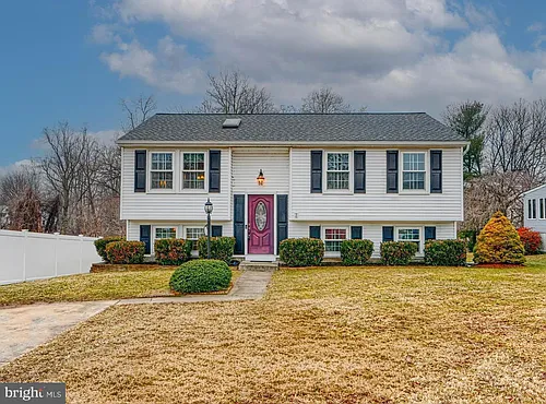 8908 Golden Tree Ln Photo 1