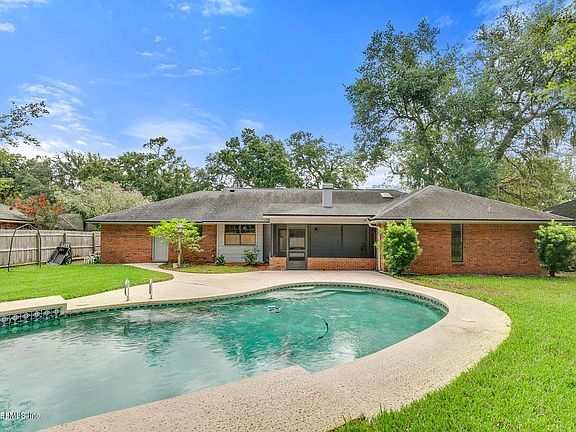 3rd image of 3324 Scrub Oak Ln