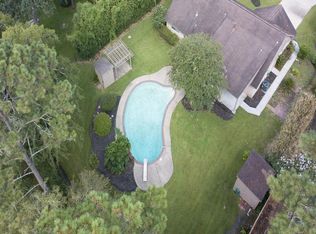 503 S Shadowbend Ave, Friendswood, TX 77546