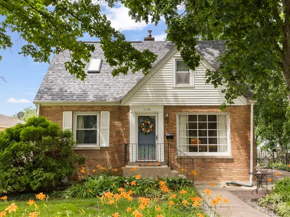 1110 N President St, Wheaton, IL 60187